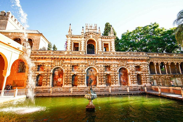 Alcazar2